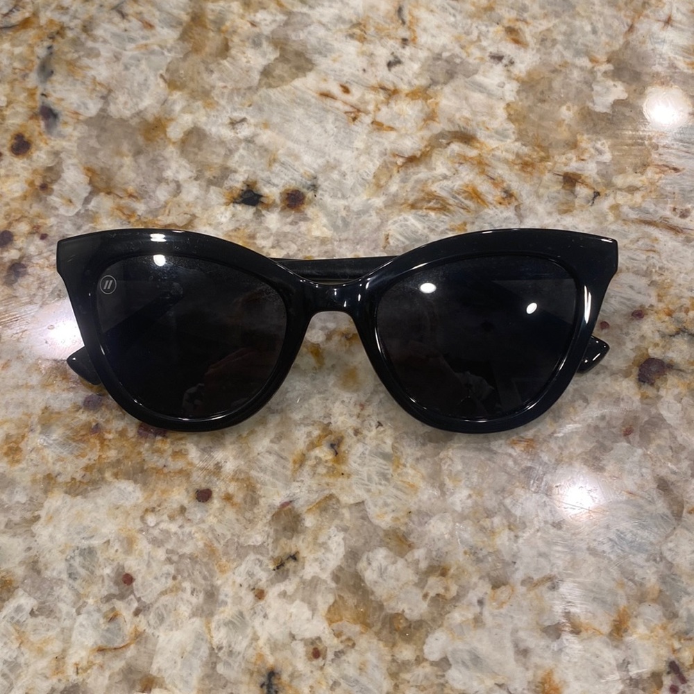 Blenders Madame X Cat-eye Sunglasses